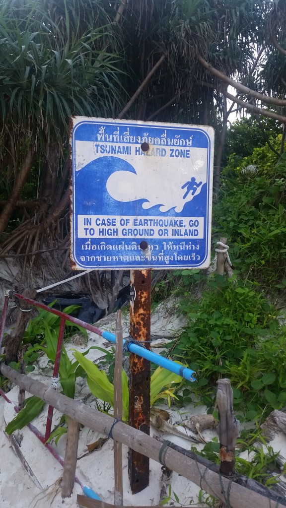 tsunami phihpi island